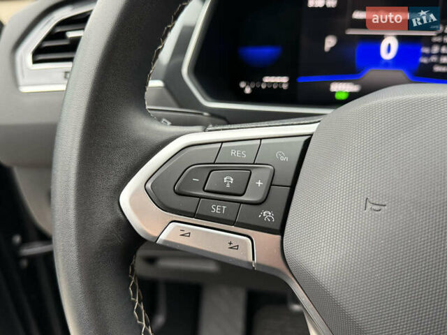 Черный Фольксваген Тигуан, объемом двигателя 1.98 л и пробегом 33 тыс. км за 26999 $, фото 19 на Automoto.ua