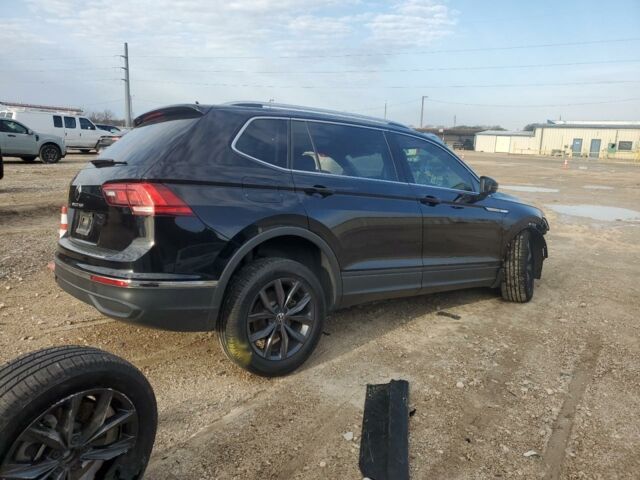 Чорний Фольксваген Тігуан, об'ємом двигуна 2 л та пробігом 63 тис. км за 15500 $, фото 5 на Automoto.ua