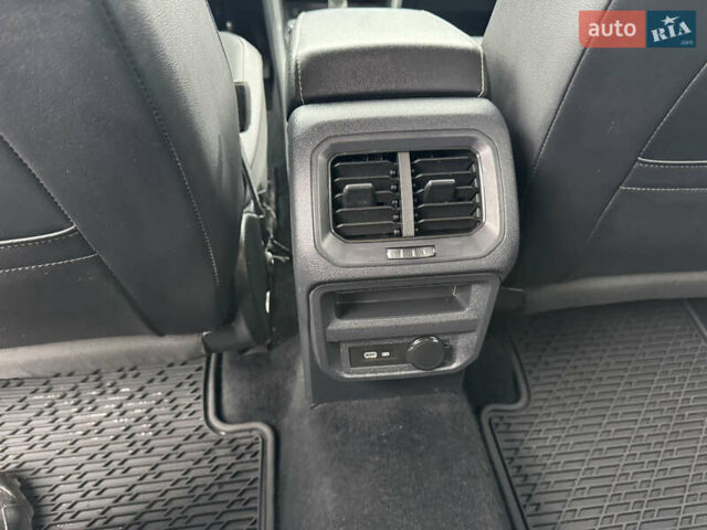 Черный Фольксваген Тигуан, объемом двигателя 1.98 л и пробегом 54 тыс. км за 21900 $, фото 27 на Automoto.ua