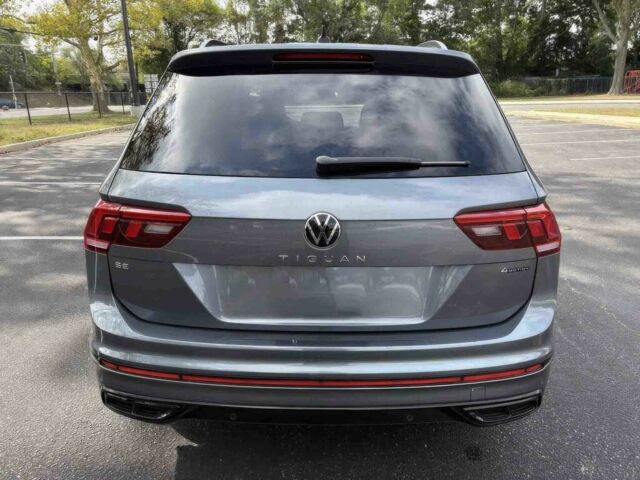 Черный Фольксваген Тигуан, объемом двигателя 2 л и пробегом 18 тыс. км за 15000 $, фото 5 на Automoto.ua