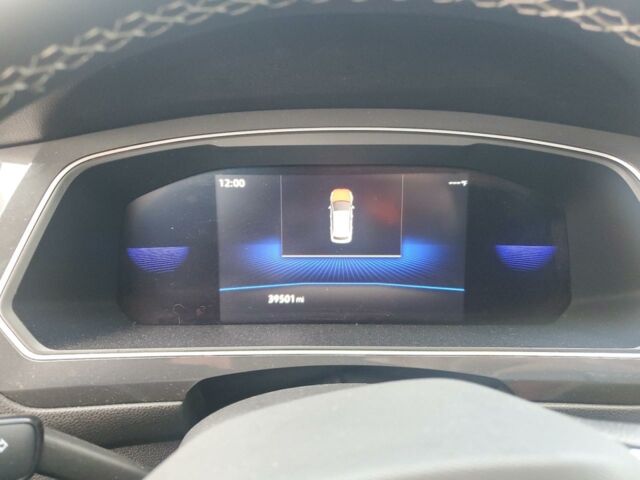 Чорний Фольксваген Тігуан, об'ємом двигуна 2 л та пробігом 63 тис. км за 15500 $, фото 8 на Automoto.ua