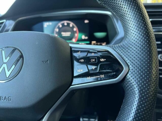 Чорний Фольксваген Тігуан, об'ємом двигуна 2 л та пробігом 27 тис. км за 9000 $, фото 10 на Automoto.ua