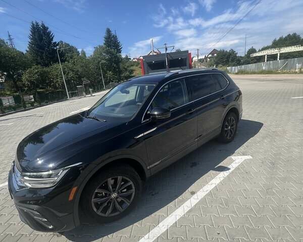 Черный Фольксваген Тигуан, объемом двигателя 1.98 л и пробегом 33 тыс. км за 27519 $, фото 1 на Automoto.ua