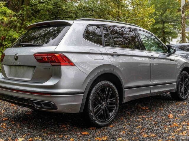 Черный Фольксваген Тигуан, объемом двигателя 2 л и пробегом 21 тыс. км за 8500 $, фото 2 на Automoto.ua