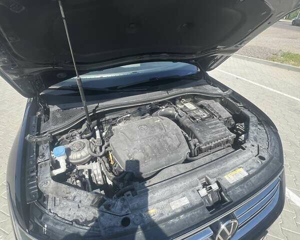 Черный Фольксваген Тигуан, объемом двигателя 1.98 л и пробегом 33 тыс. км за 27519 $, фото 23 на Automoto.ua