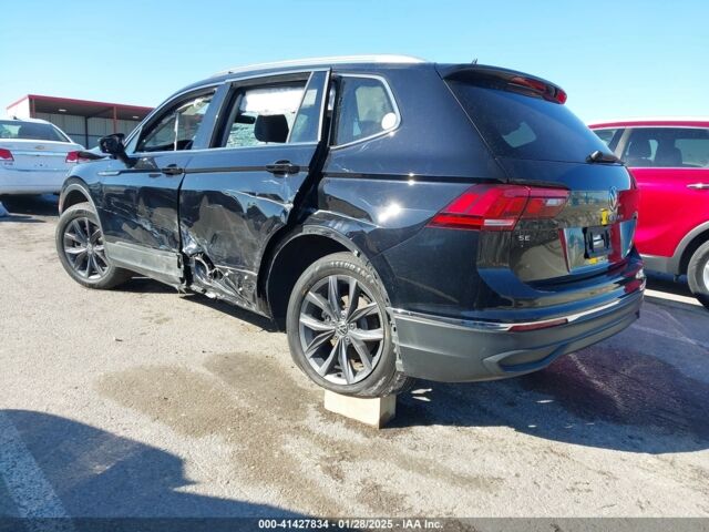 Черный Фольксваген Тигуан, объемом двигателя 2 л и пробегом 86 тыс. км за 14350 $, фото 3 на Automoto.ua