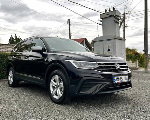 Черный Фольксваген Тигуан, объемом двигателя 1.97 л и пробегом 157 тыс. км за 31800 $, фото 6 на Automoto.ua