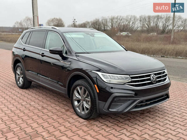 Черный Фольксваген Тигуан, объемом двигателя 1.98 л и пробегом 54 тыс. км за 21900 $, фото 2 на Automoto.ua