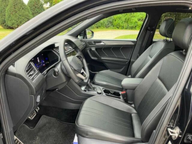 Чорний Фольксваген Тігуан, об'ємом двигуна 2 л та пробігом 22 тис. км за 20000 $, фото 9 на Automoto.ua