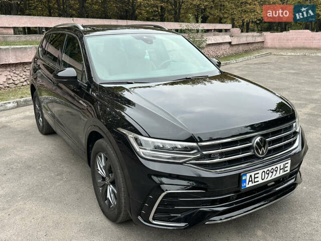 Чорний Фольксваген Тігуан, об'ємом двигуна 1.98 л та пробігом 39 тис. км за 25000 $, фото 3 на Automoto.ua