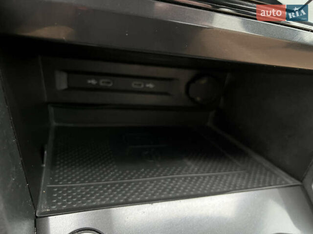 Черный Фольксваген Тигуан, объемом двигателя 2 л и пробегом 140 тыс. км за 18700 $, фото 26 на Automoto.ua