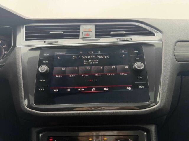 Чорний Фольксваген Тігуан, об'ємом двигуна 2 л та пробігом 29 тис. км за 13000 $, фото 9 на Automoto.ua