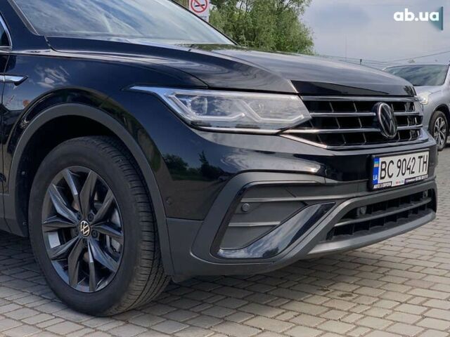 Чорний Фольксваген Тігуан, об'ємом двигуна 2 л та пробігом 10 тис. км за 27955 $, фото 7 на Automoto.ua