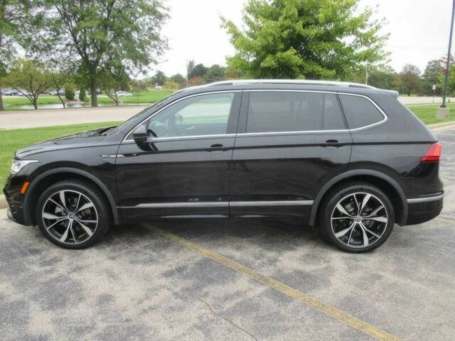 Черный Фольксваген Тигуан, объемом двигателя 2 л и пробегом 13 тыс. км за 8900 $, фото 3 на Automoto.ua