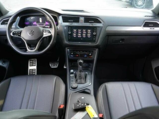 Черный Фольксваген Тигуан, объемом двигателя 2 л и пробегом 28 тыс. км за 15900 $, фото 10 на Automoto.ua