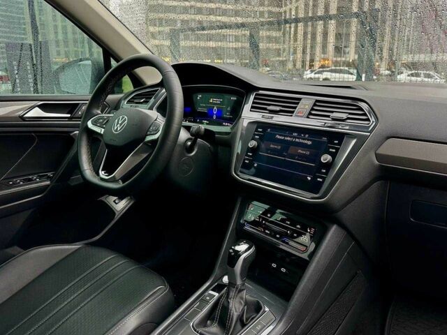 Черный Фольксваген Тигуан, объемом двигателя 2 л и пробегом 71 тыс. км за 27900 $, фото 18 на Automoto.ua