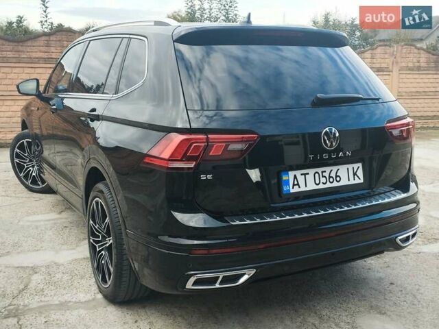 Чорний Фольксваген Тігуан, об'ємом двигуна 1.98 л та пробігом 28 тис. км за 27800 $, фото 4 на Automoto.ua