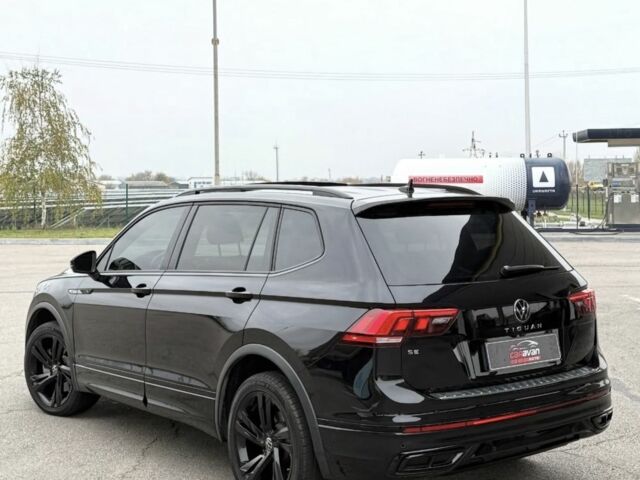 Черный Фольксваген Тигуан, объемом двигателя 0 л и пробегом 89 тыс. км за 26000 $, фото 3 на Automoto.ua