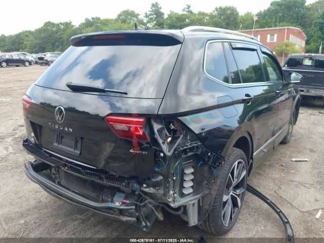 Черный Фольксваген Тигуан, объемом двигателя 2 л и пробегом 38 тыс. км за 8600 $, фото 3 на Automoto.ua