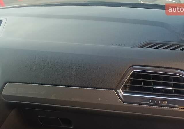 Черный Фольксваген Тигуан, объемом двигателя 2 л и пробегом 89 тыс. км за 26900 $, фото 22 на Automoto.ua