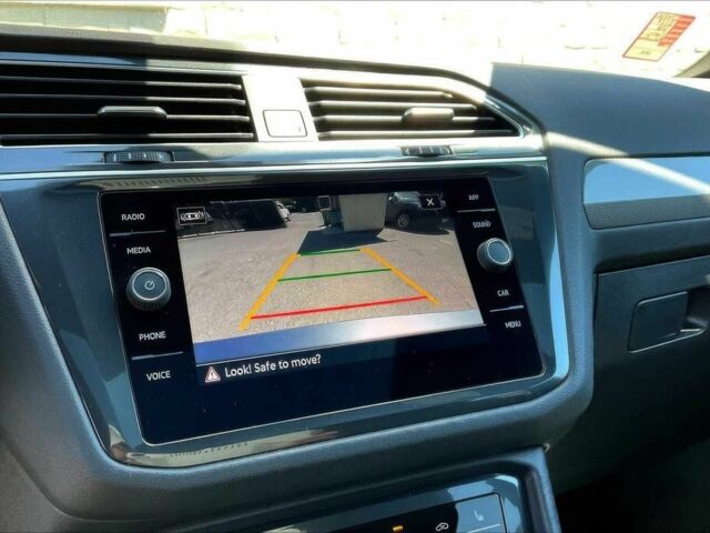 Черный Фольксваген Тигуан, объемом двигателя 2 л и пробегом 11 тыс. км за 7800 $, фото 10 на Automoto.ua