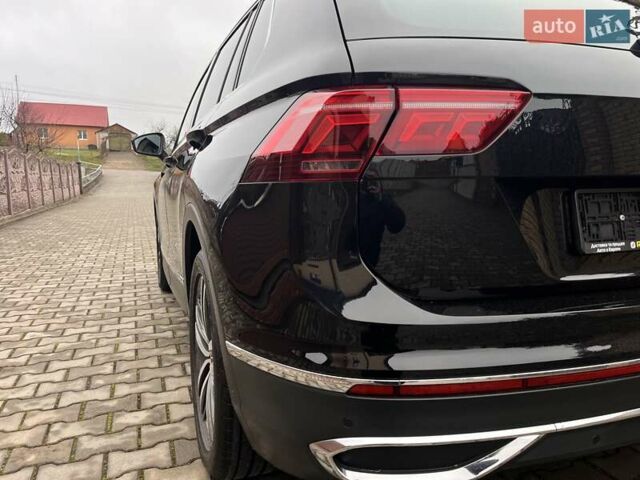 Чорний Фольксваген Тігуан, об'ємом двигуна 1.97 л та пробігом 164 тис. км за 35000 $, фото 6 на Automoto.ua