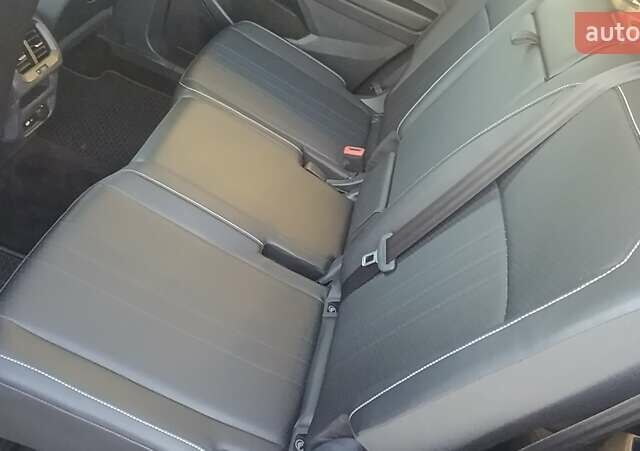 Черный Фольксваген Тигуан, объемом двигателя 2 л и пробегом 89 тыс. км за 26900 $, фото 28 на Automoto.ua