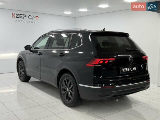 Черный Фольксваген Тигуан, объемом двигателя 2 л и пробегом 13 тыс. км за 27800 $, фото 6 на Automoto.ua