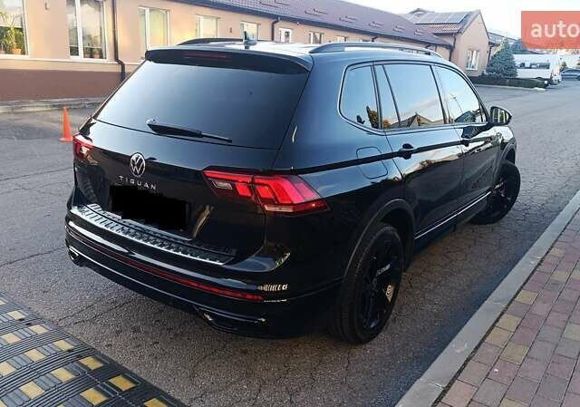 Черный Фольксваген Тигуан, объемом двигателя 2 л и пробегом 89 тыс. км за 26900 $, фото 3 на Automoto.ua