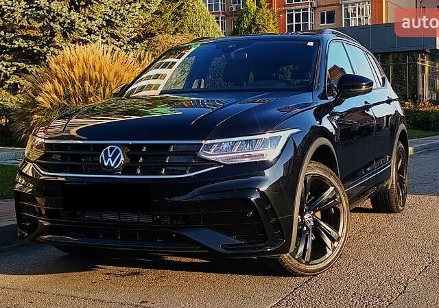 Черный Фольксваген Тигуан, объемом двигателя 2 л и пробегом 89 тыс. км за 26900 $, фото 46 на Automoto.ua