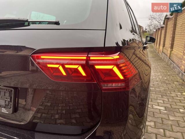 Чорний Фольксваген Тігуан, об'ємом двигуна 1.97 л та пробігом 164 тис. км за 35000 $, фото 31 на Automoto.ua