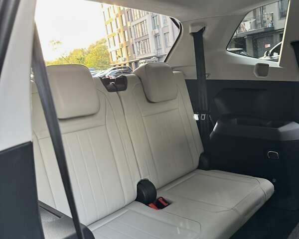 Черный Фольксваген Тигуан, объемом двигателя 1.98 л и пробегом 50 тыс. км за 23700 $, фото 22 на Automoto.ua