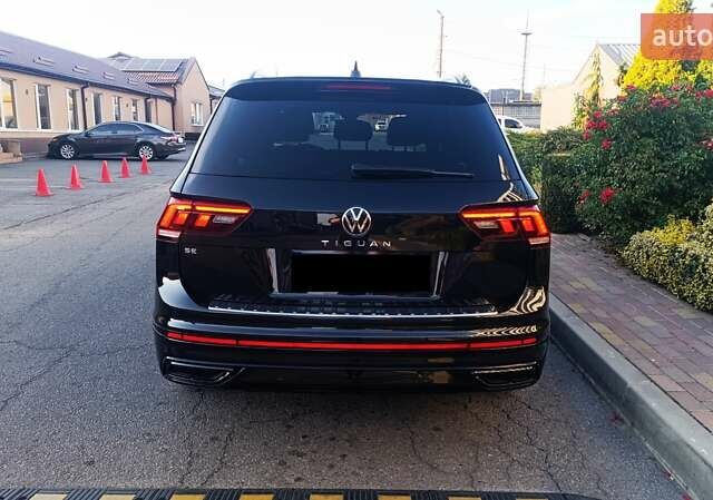 Черный Фольксваген Тигуан, объемом двигателя 2 л и пробегом 89 тыс. км за 26900 $, фото 4 на Automoto.ua