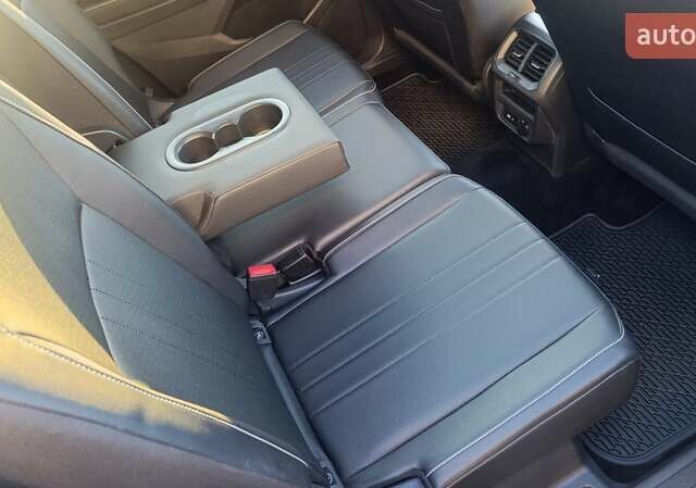 Черный Фольксваген Тигуан, объемом двигателя 2 л и пробегом 89 тыс. км за 26900 $, фото 49 на Automoto.ua