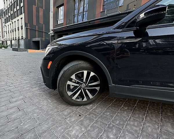 Черный Фольксваген Тигуан, объемом двигателя 1.98 л и пробегом 50 тыс. км за 23700 $, фото 11 на Automoto.ua