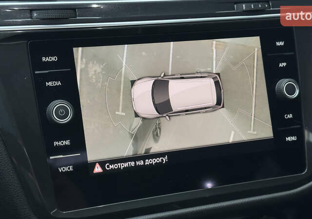 Черный Фольксваген Тигуан, объемом двигателя 1.98 л и пробегом 32 тыс. км за 33700 $, фото 47 на Automoto.ua