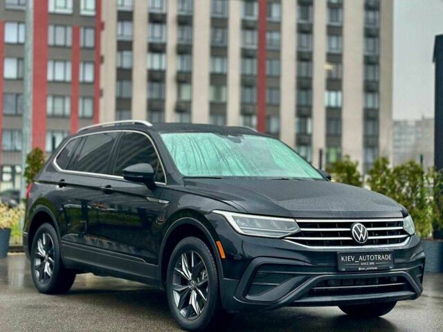 Черный Фольксваген Тигуан, объемом двигателя 2 л и пробегом 71 тыс. км за 27900 $, фото 6 на Automoto.ua