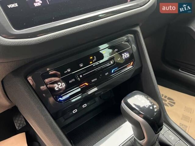 Чорний Фольксваген Тігуан, об'ємом двигуна 1.97 л та пробігом 164 тис. км за 35000 $, фото 20 на Automoto.ua