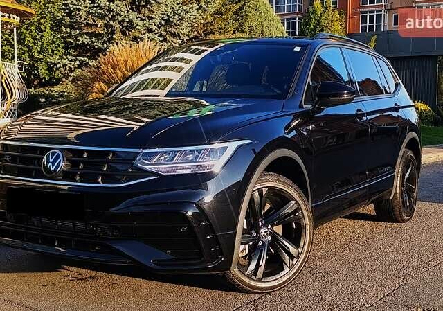 Черный Фольксваген Тигуан, объемом двигателя 2 л и пробегом 89 тыс. км за 26900 $, фото 2 на Automoto.ua