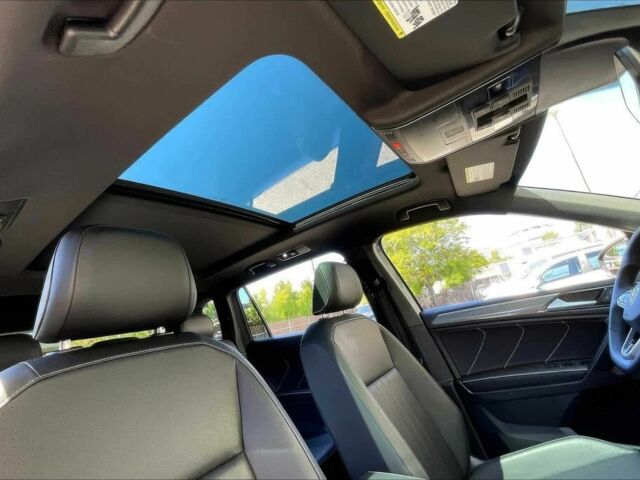 Черный Фольксваген Тигуан, объемом двигателя 2 л и пробегом 11 тыс. км за 7800 $, фото 13 на Automoto.ua