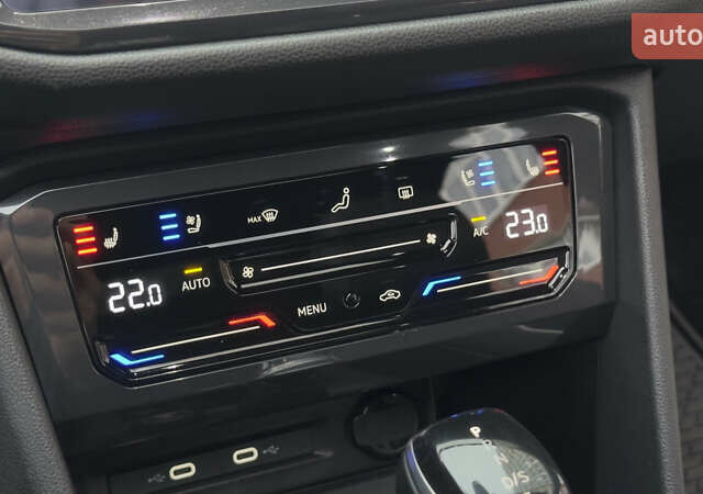 Черный Фольксваген Тигуан, объемом двигателя 1.98 л и пробегом 32 тыс. км за 33700 $, фото 50 на Automoto.ua