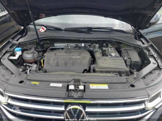 Черный Фольксваген Тигуан, объемом двигателя 2 л и пробегом 38 тыс. км за 8600 $, фото 9 на Automoto.ua