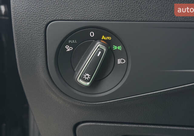 Черный Фольксваген Тигуан, объемом двигателя 1.98 л и пробегом 32 тыс. км за 33700 $, фото 46 на Automoto.ua