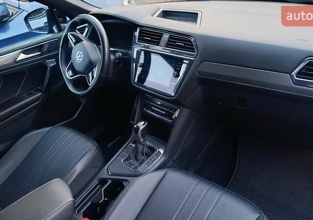 Черный Фольксваген Тигуан, объемом двигателя 2 л и пробегом 89 тыс. км за 26900 $, фото 73 на Automoto.ua