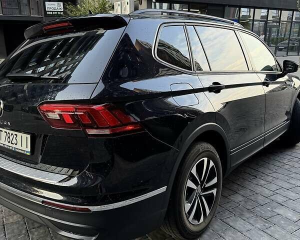 Черный Фольксваген Тигуан, объемом двигателя 1.98 л и пробегом 50 тыс. км за 23700 $, фото 3 на Automoto.ua