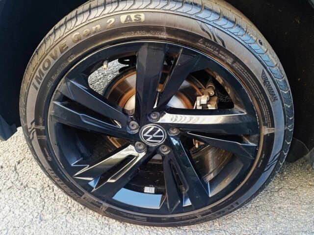 Черный Фольксваген Тигуан, объемом двигателя 2 л и пробегом 55 тыс. км за 26900 $, фото 5 на Automoto.ua