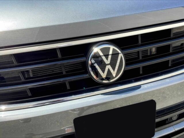 Черный Фольксваген Тигуан, объемом двигателя 2 л и пробегом 11 тыс. км за 7800 $, фото 23 на Automoto.ua