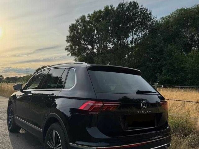 Чорний Фольксваген Тігуан, об'ємом двигуна 0 л та пробігом 42 тис. км за 19000 $, фото 10 на Automoto.ua