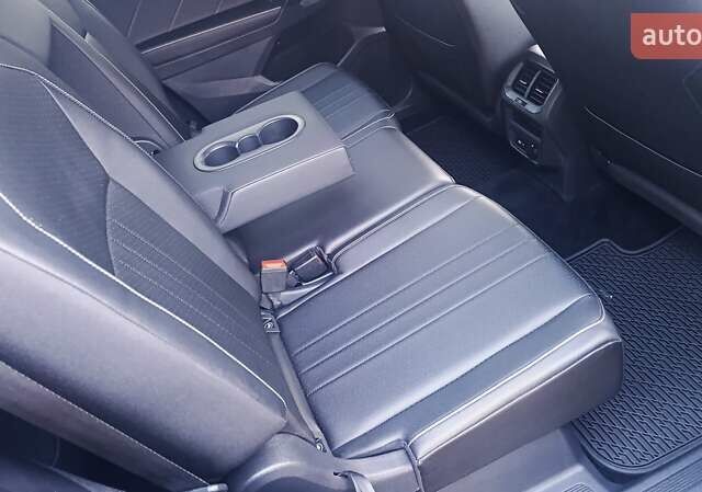 Черный Фольксваген Тигуан, объемом двигателя 2 л и пробегом 89 тыс. км за 26900 $, фото 74 на Automoto.ua