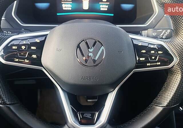 Черный Фольксваген Тигуан, объемом двигателя 2 л и пробегом 89 тыс. км за 26900 $, фото 66 на Automoto.ua